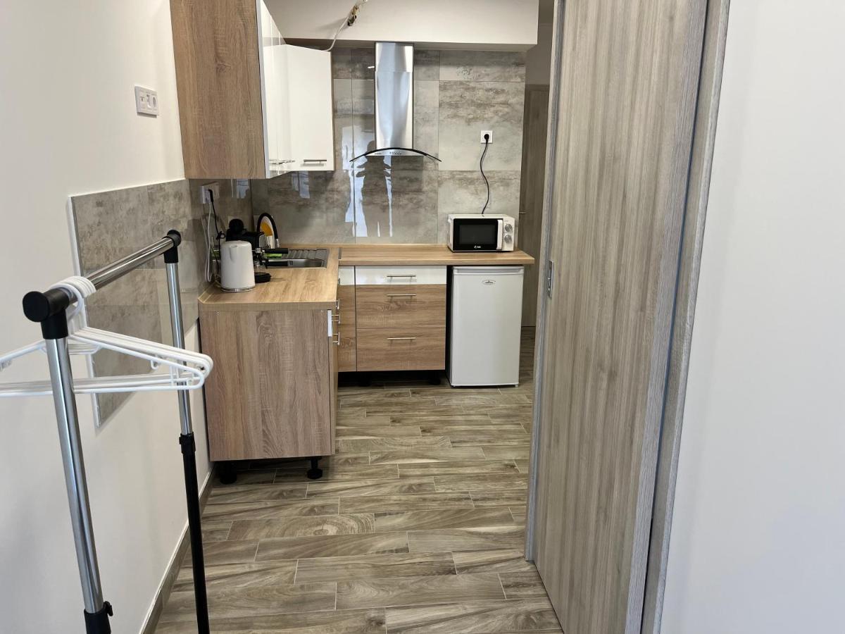 Rajczi Apartman Mohács Buitenkant foto