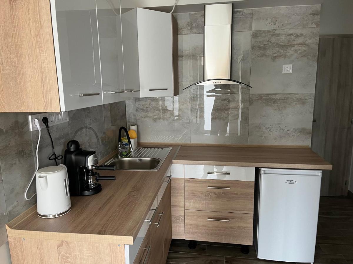 Rajczi Apartman Mohács Buitenkant foto